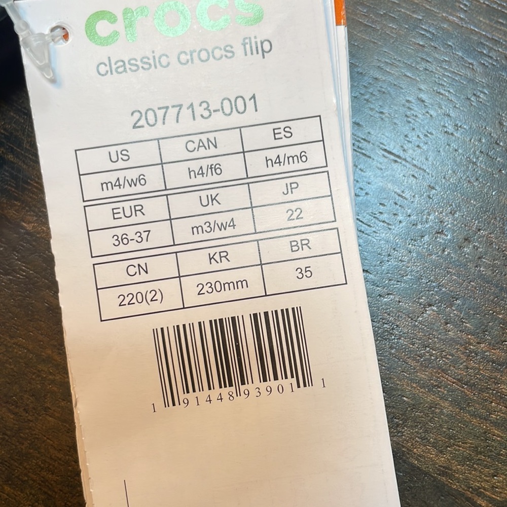 Crocs classic flip flops - Picture 5 of 5